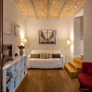 Appartamento Fotofever Apt, Two Bedrooms With Air Conditioned In Elegant Shopping Area, Close To Vatican, Roma