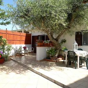 https://a-casuzza.sicilyhotelsitaly.net